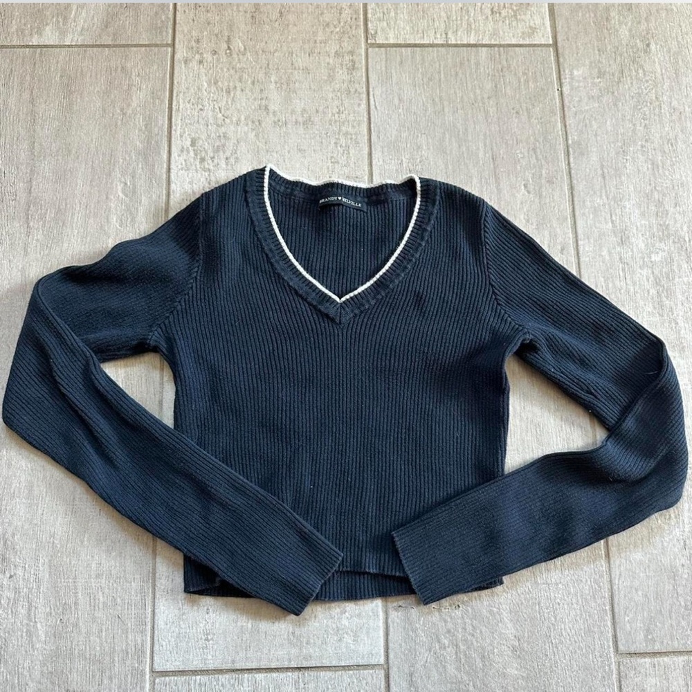 Brandy Melville Milena Sweater
